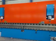 WC67Y-300/8000液压折弯机