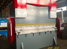 WE67K-300/3200数控折弯机