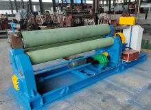 W11-12×2000机械三辊对称式卷板机