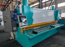 QC11K-16×3200液压数控剪板机